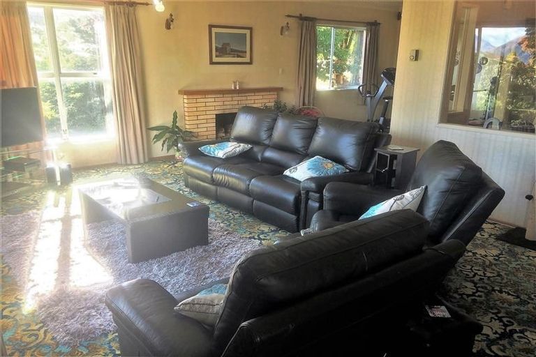 Photo of property in 56 Matai Road, Wanaka, 9305