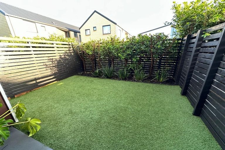 Photo of property in 9/28 Nevill Road, Hobsonville, Auckland, 0616