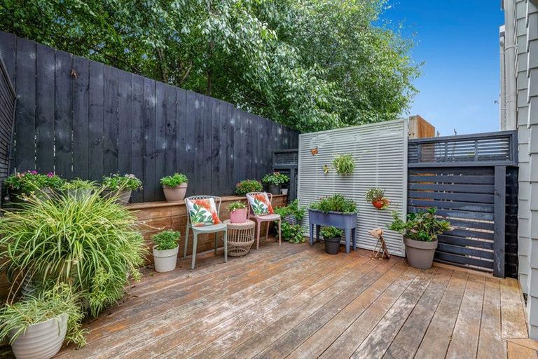 Photo of property in 12 Mata Lane, Stanmore Bay, Whangaparaoa, 0932