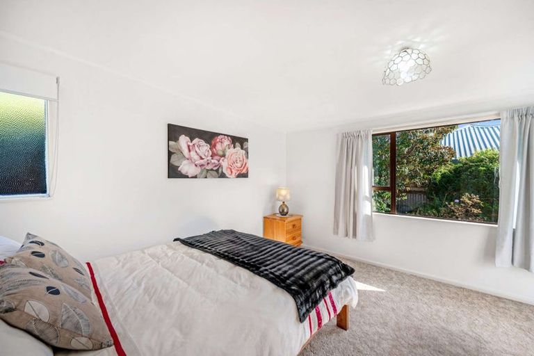 Photo of property in 1 Chester Street, Taradale, Napier, 4112