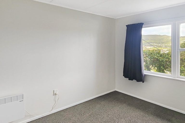 Photo of property in 34 Sheridan Terrace, Johnsonville, Wellington, 6037