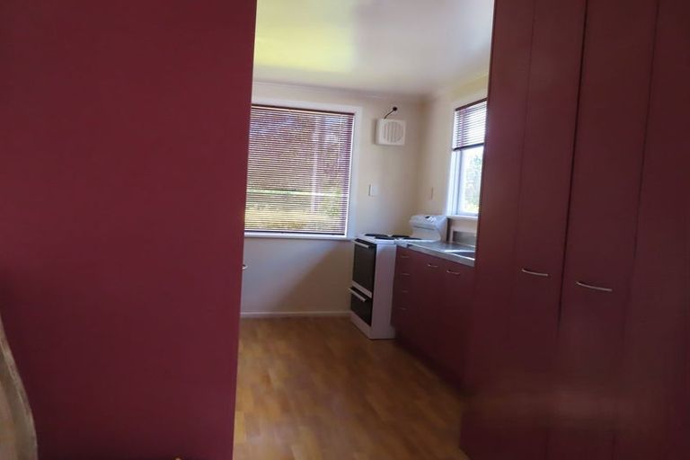 Photo of property in 60 Beazley Avenue, Paparangi, Wellington, 6037