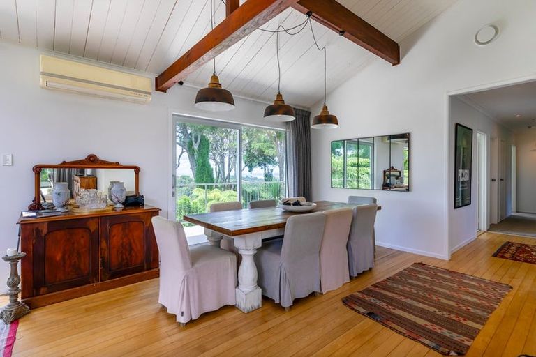 Photo of property in 45 Huia Road, Titirangi, Auckland, 0604