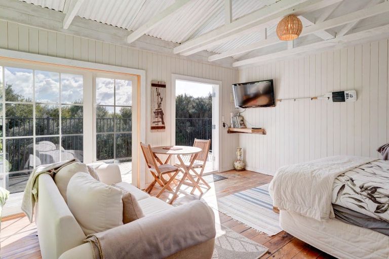 Photo of property in 886 Purerua Road, Te Ti Mangonui, Kerikeri, 0294