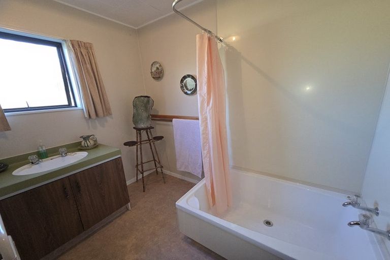 Photo of property in 16 Campbelton Street, Lawrence, 9532