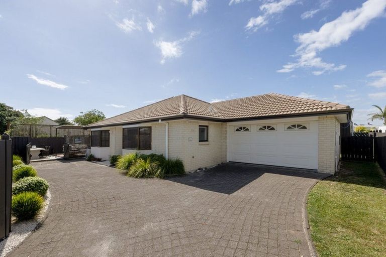Photo of property in 22b Sunrise Avenue, Mount Maunganui, 3116