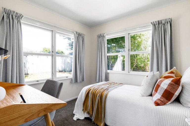 Photo of property in 12 Pelorus Street, Glenview, Hamilton, 3206