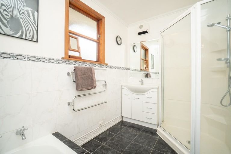 Photo of property in 8 Flint Street, Milson, Palmerston North, 4414