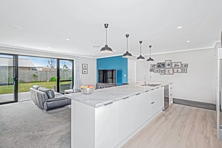 Photo of property in 19 Raptor Street, Rolleston, 7615