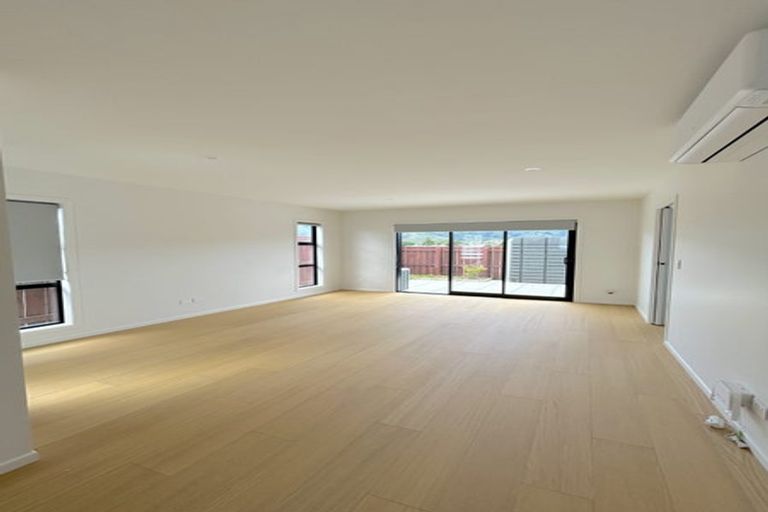 Photo of property in 4/892 High Street, Avalon, Lower Hutt, 5011