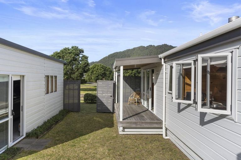 Photo of property in 28 Oceanair Drive, Pauanui, Hikuai, 3579