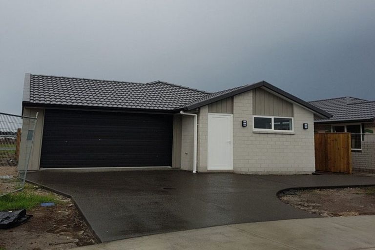 Photo of property in 101 Hills View Drive, Papamoa, 3118