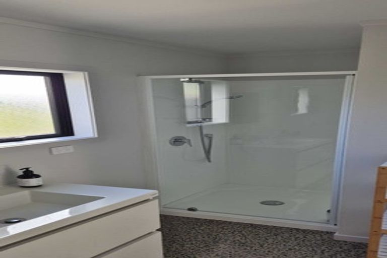 Photo of property in 330 Cable Bay Block Road, Cable Bay, 0420
