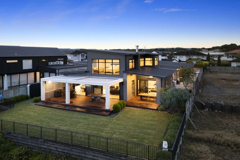 Photo of property in 67 Milano Boulevard, Karaka, Papakura, 2113