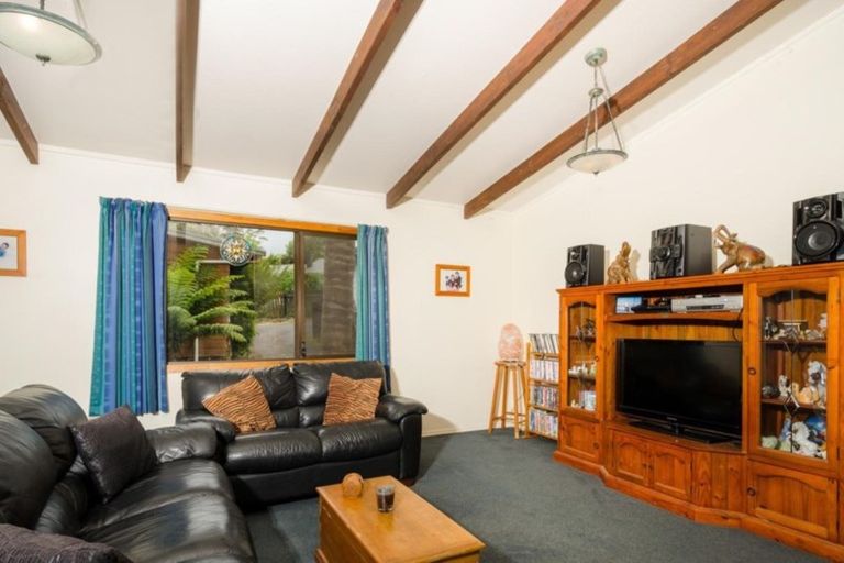Photo of property in 3/34 Don Buck Road, Massey, Auckland, 0614