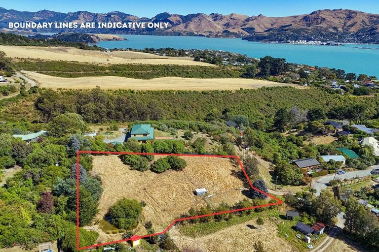 Photo of property in 33 Te Papau Crescent, Diamond Harbour, 8972