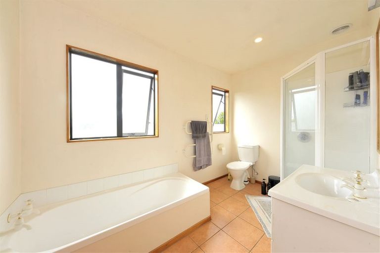 Photo of property in 55 Gresford Street, Edgeware, Christchurch, 8013