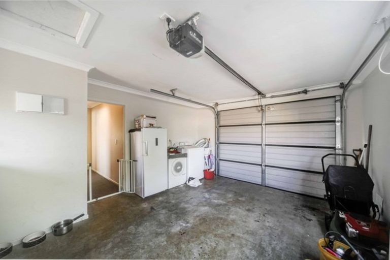 Photo of property in 32 Margarita Rise, Pukekohe, 2120