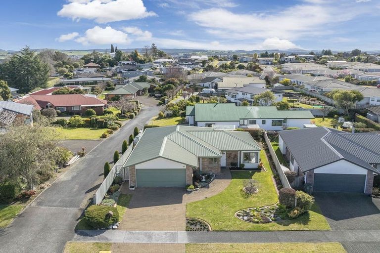 Photo of property in 76 Birch Street, Hilltop, Taupo, 3330