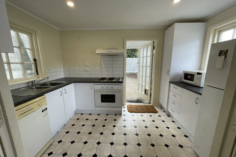 Photo of property in 22a Clifton Terrace, Kelburn, Wellington, 6012