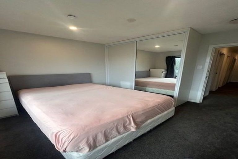 Photo of property in 68 Dunedin Street, Redwood, Christchurch, 8051