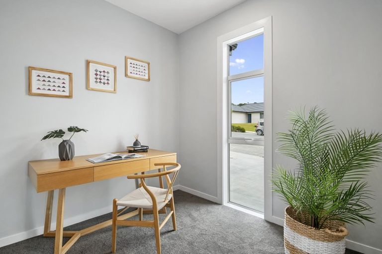 Photo of property in 17 Minerva Avenue, Helensville, 0800