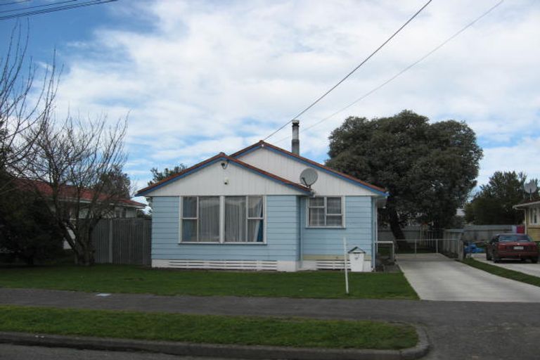 Photo of property in 37 Clyde Street, Masterton, 5810