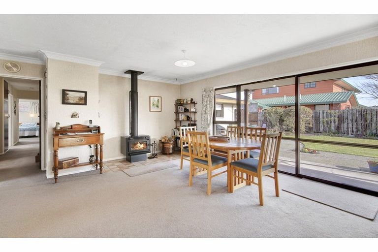 Photo of property in 1 Kinley Street, Rangiora, 7400