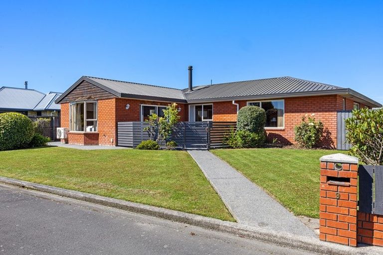 Photo of property in 9 Pearce Place, Kaiapoi, 7630