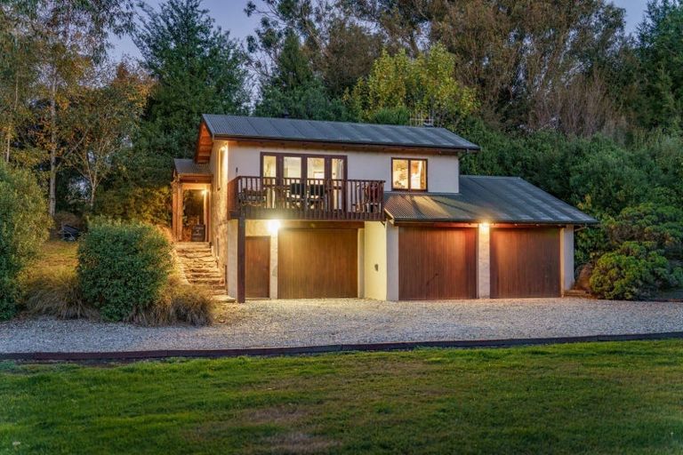 Photo of property in 355 Ballantyne Road, Wanaka, 9382
