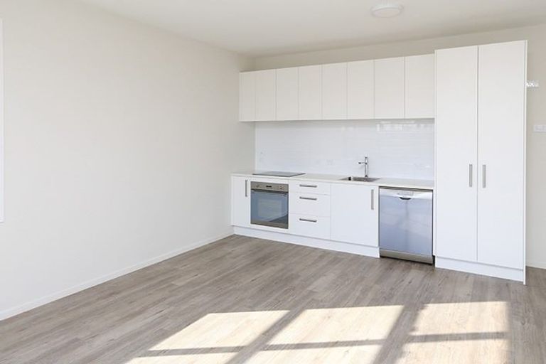 Photo of property in 102/3u Village Quarter Lane, Frankton, Hamilton, 3204