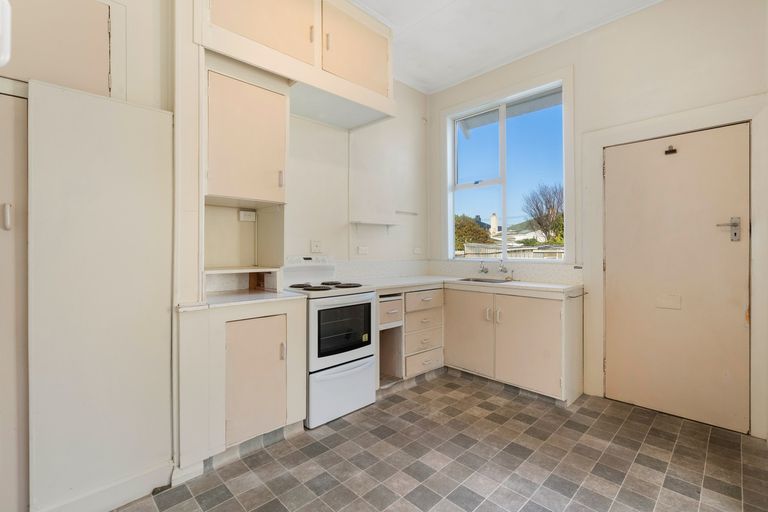 Photo of property in 14 Alma Street, Saint Kilda, Dunedin, 9012
