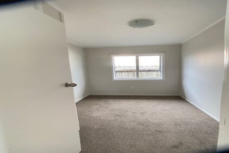 Photo of property in 22 Copley Street, New Lynn, Auckland, 0600