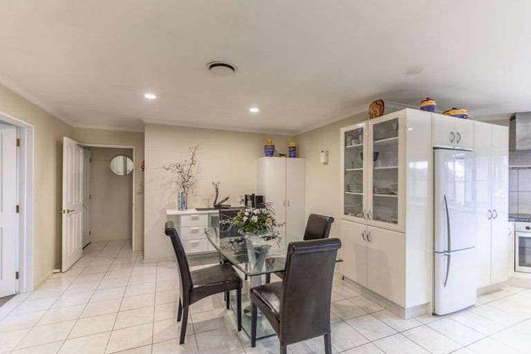 Photo of property in 3 Newbury Place, Taradale, Napier, 4112