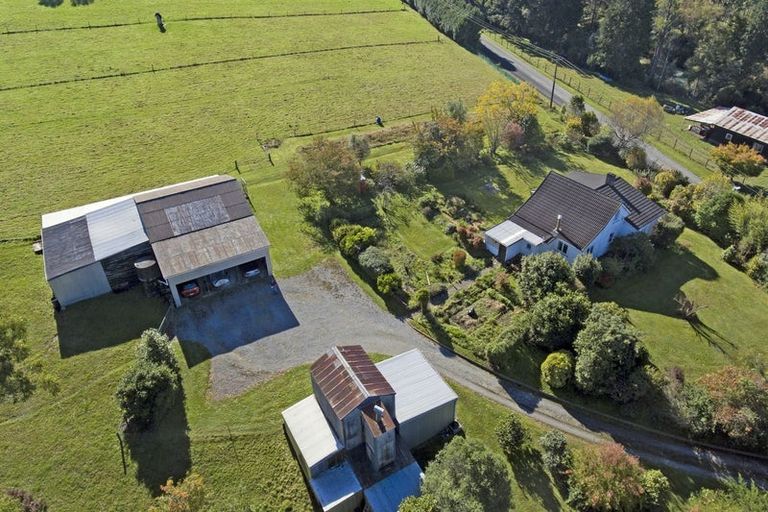 Photo of property in 405 Pigeon Valley Road, Pigeon Valley, Wakefield, 7096