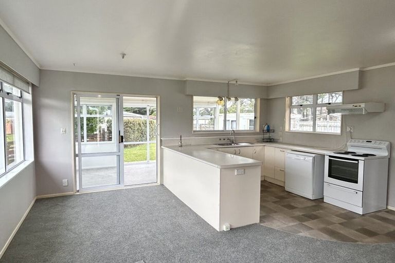Photo of property in 34 Te Kupe Road, Paraparaumu Beach, Paraparaumu, 5032