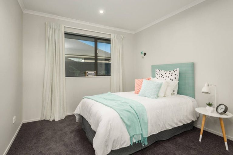 Photo of property in 45 Skibbereen Drive, Halswell, 8025