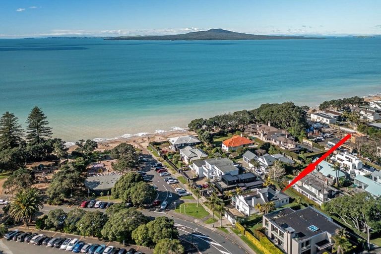 Photo of property in 15 The Strand, Takapuna, Auckland, 0622