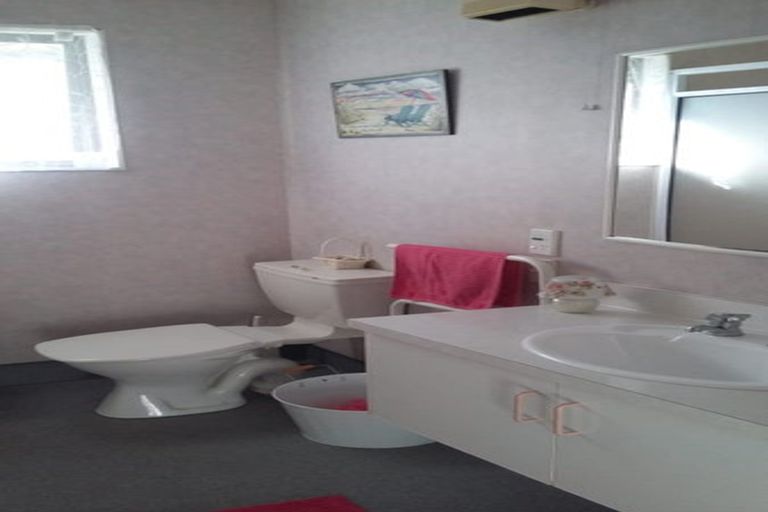 Photo of property in 3 Arrow Street, Wakefield, 7025