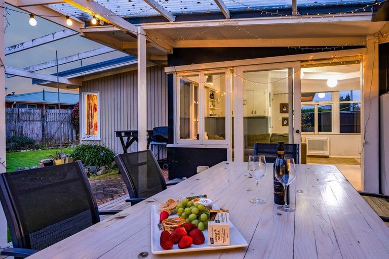 Photo of property in 3 Mccarthy Street, Hawera, 4610