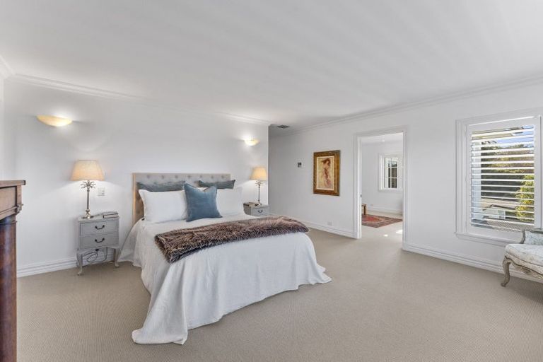 Photo of property in 423 Gillespie Place, Acacia Bay, Taupo, 3385