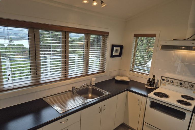 Photo of property in 20 Quail Crescent, Takamatua, 7581