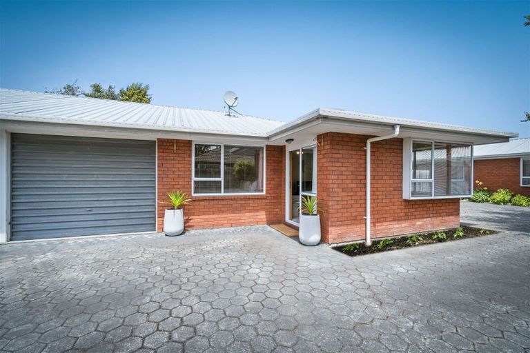 Photo of property in 2/97 Mandeville Street, Riccarton, Christchurch, 8011
