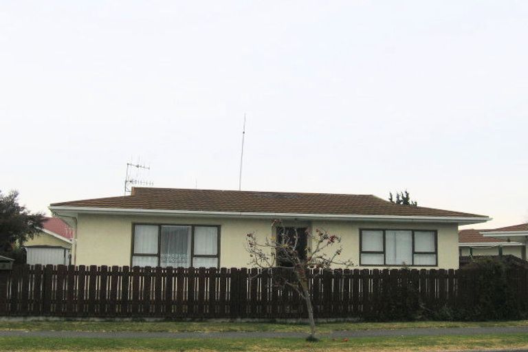 Photo of property in 1/19 Townshend Crescent, Greenmeadows, Napier, 4112