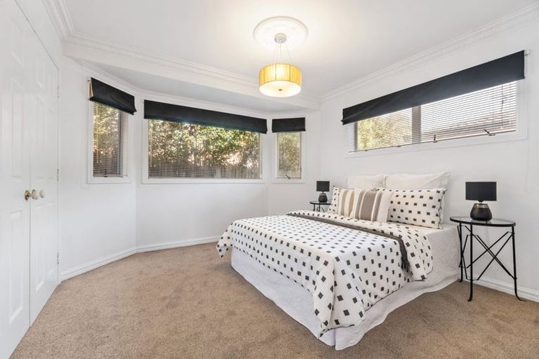 Photo of property in 2/25 Scott Avenue, Mangere Bridge, Auckland, 2022