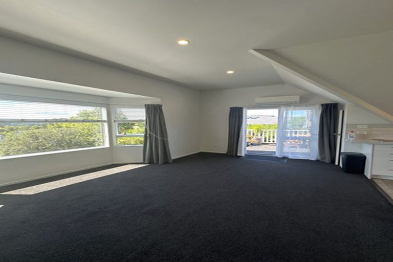 Photo of property in 13 Pounamu Avenue, Greenhithe, Auckland, 0632