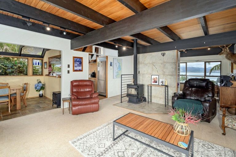 Photo of property in 1980 Wyuna Bay Road, Wyuna Bay, Coromandel, 3581