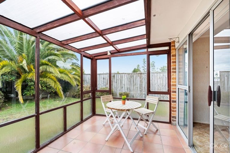 Photo of property in 18f2- Seddon Street, Wallaceville, Upper Hutt, 5018