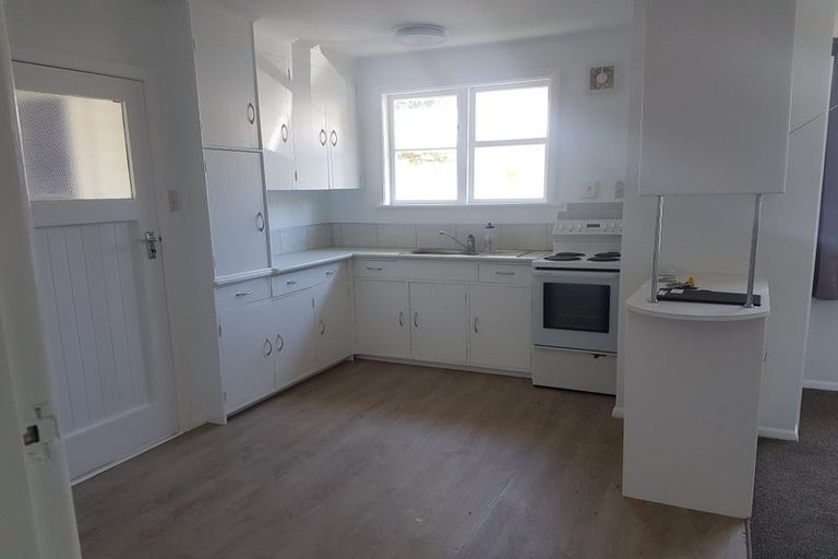 Photo of property in 2 Wilfred Street, Tawa, Wellington, 5028