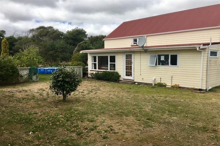 Photo of property in 10 Hana Udy Place, Paraparaumu Beach, Paraparaumu, 5032